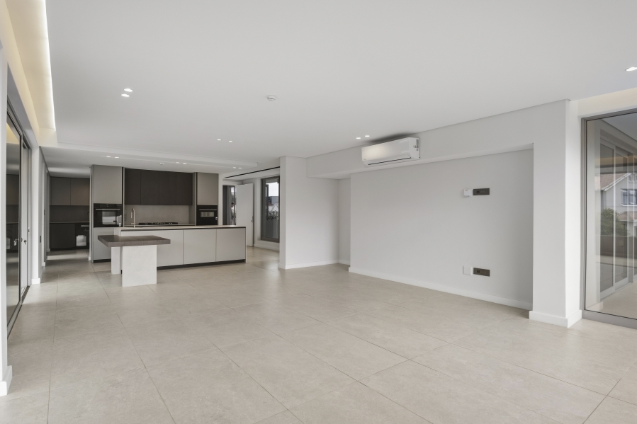 3 Bedroom Property for Sale in Fresnaye Western Cape